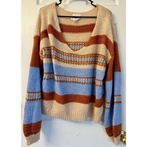 Fantastic Fawn Comfy Soft Striped V-Neck Lightweight Sweater Women’s Large - Picture 3 of 11